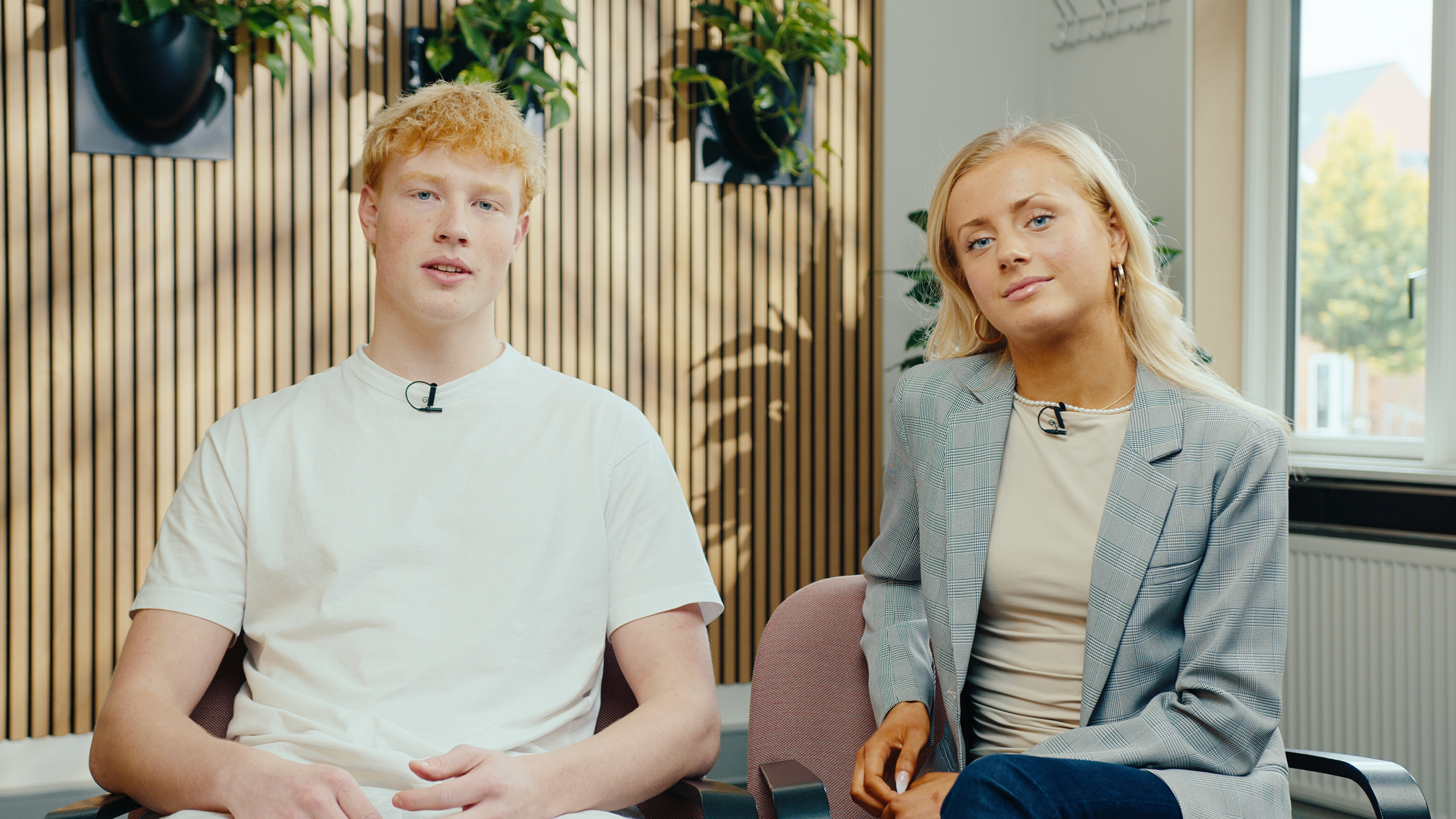 HHX eleverne Mille og Magnus fortæller om studieretningen Marketing og sport på Handelsgymnasiet Silkeborg