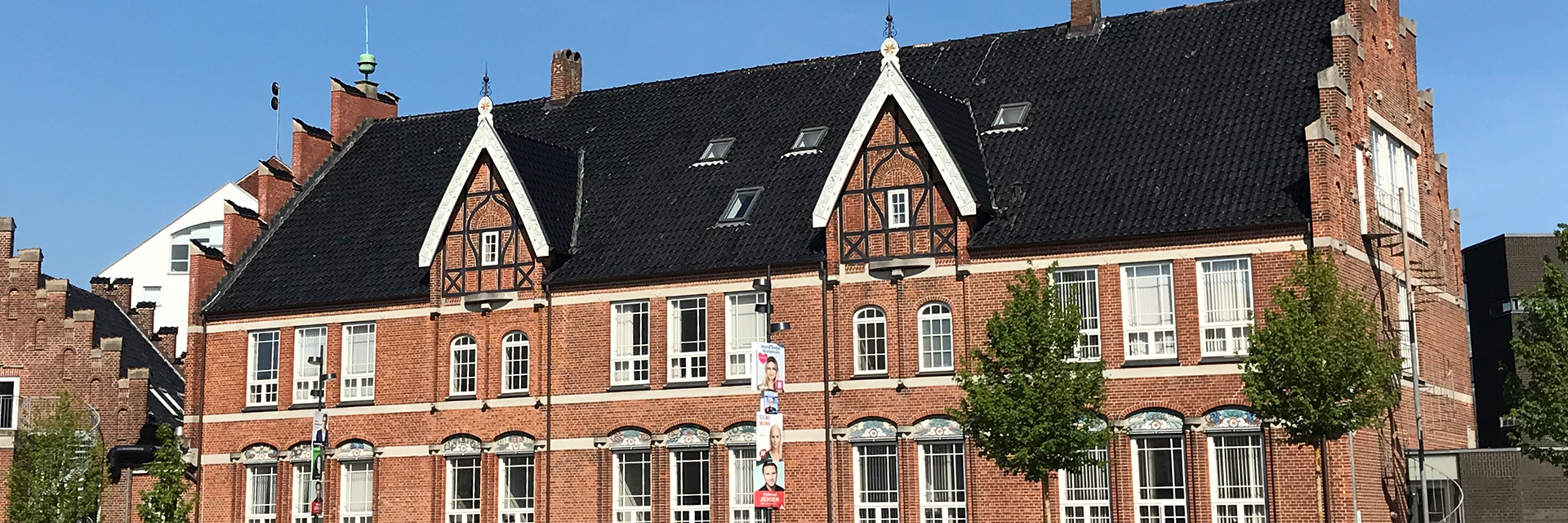 Handelsgymnasiet set fra Bindslevsplads 