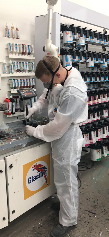 EUD Livet Paa Skolen Autolakerer Casper Blander Farver