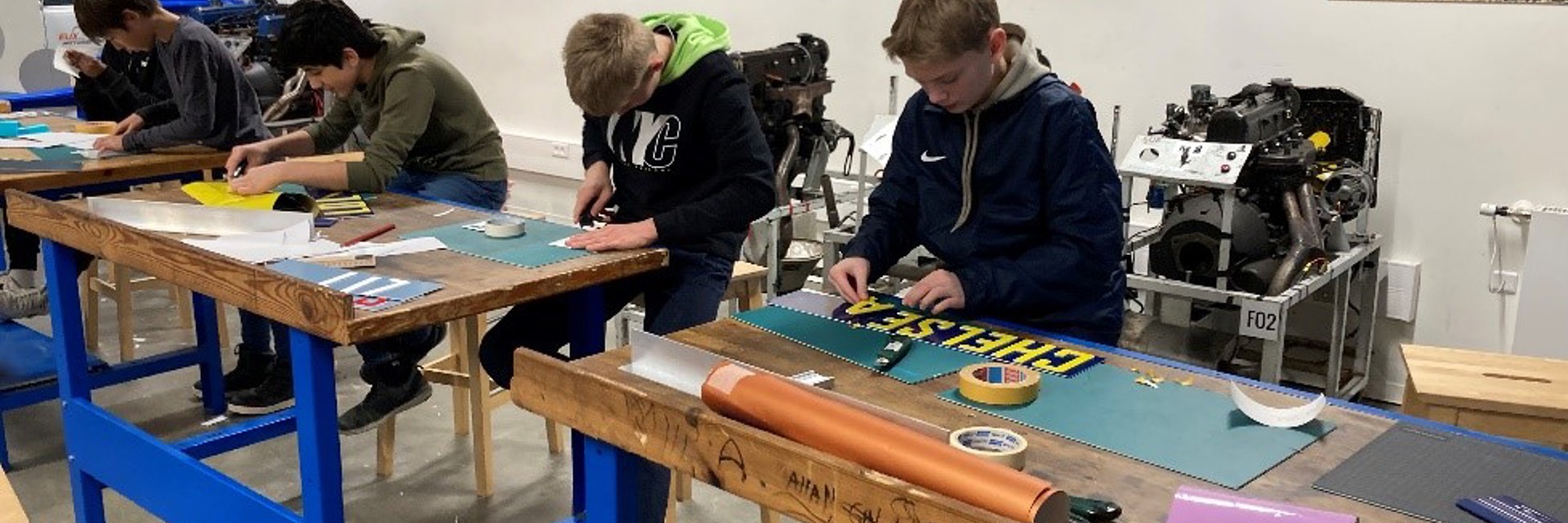 Sølystskolen elever laver kreative skilte