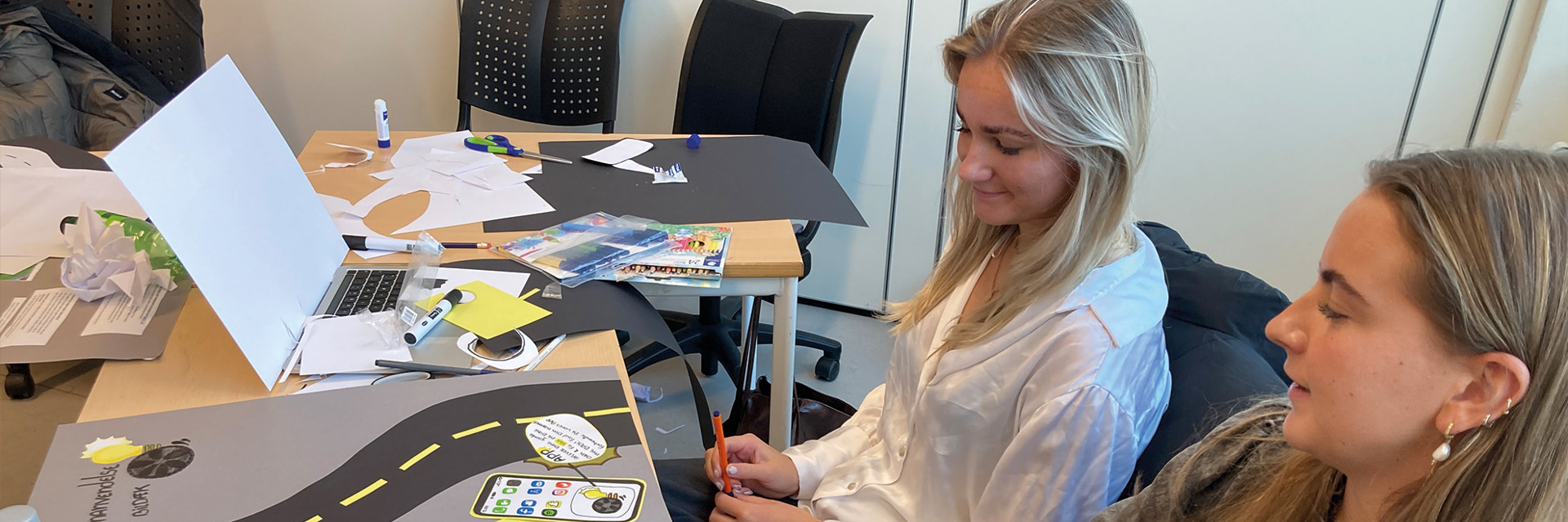 EUX Business Innovation samarbejde, hvor der klip og klistres