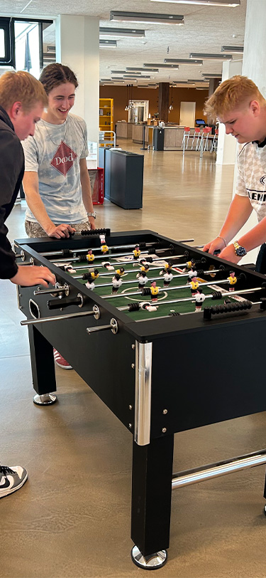 Eud Livet Paa Skolen Bordfodbold1