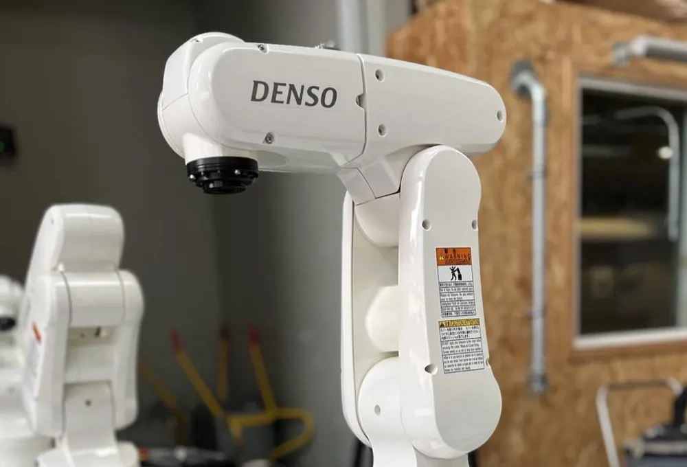 Robot Denso