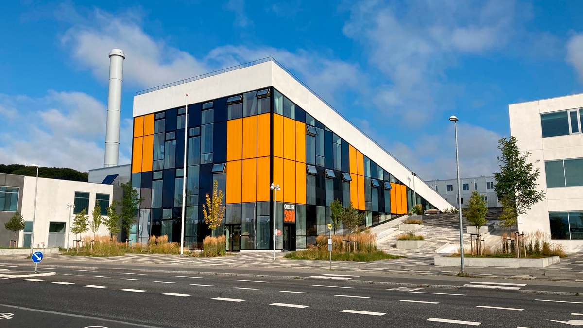 Bredhøjvej 8