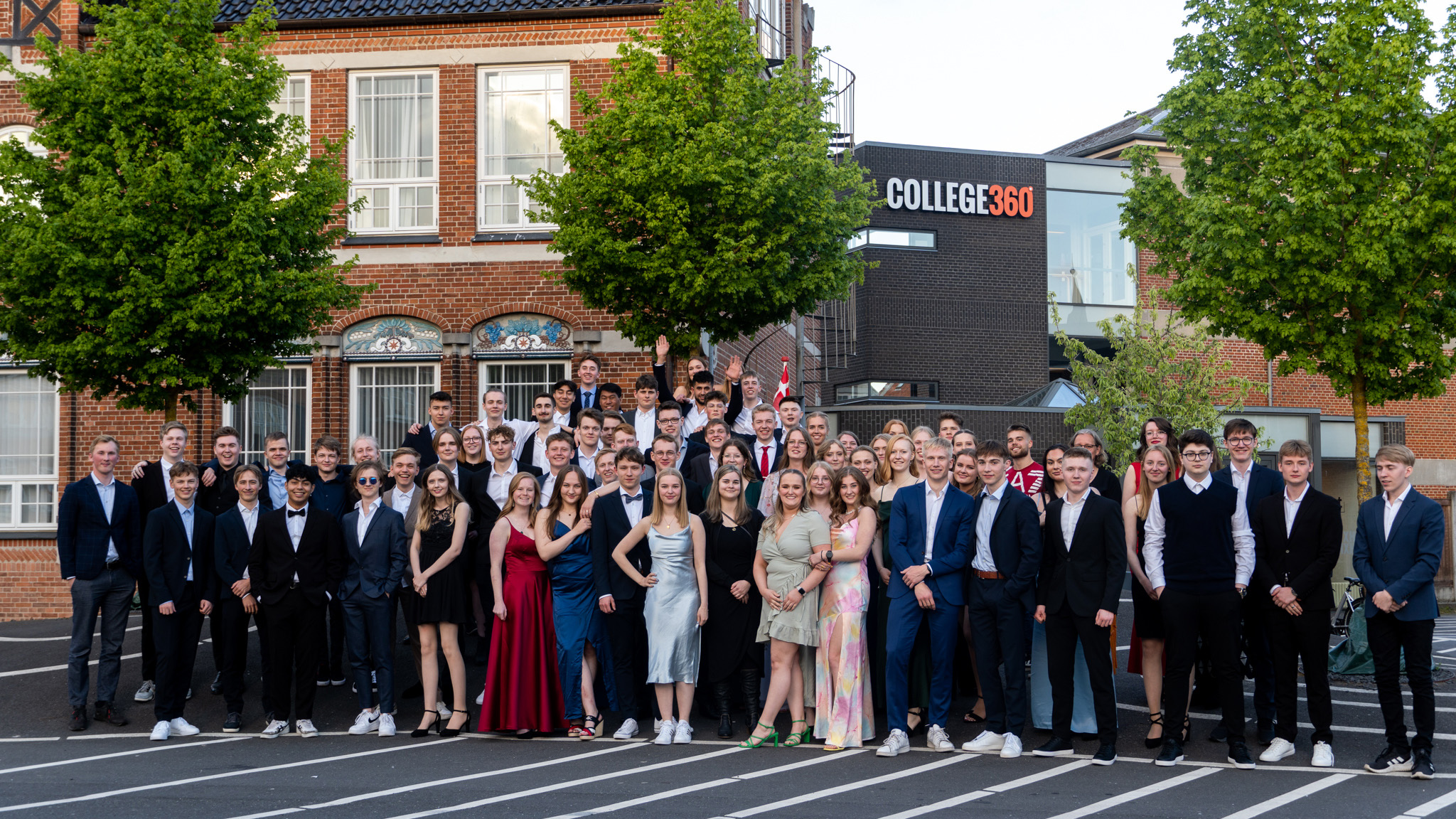 HTX studenter til gallafest