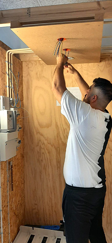 EUX Bliv Elev Elektriker Tændinger I Stand